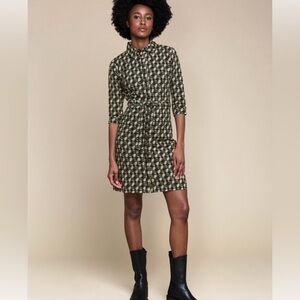 4 Funky Flavours  Anthropologie patterned shirt dress sz L FITS Medium sz 8